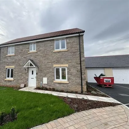 Rent this 4 bed house on unnamed road in Newport, NP19 4TU