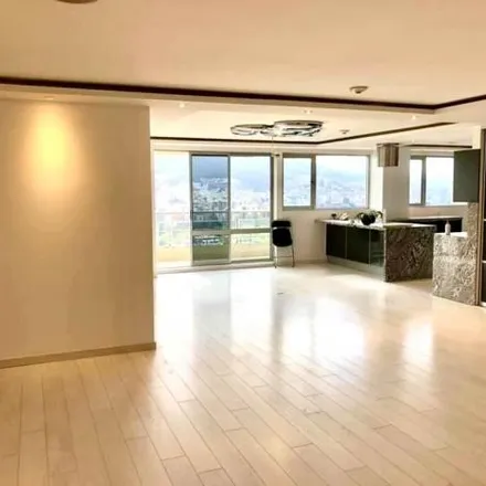 Rent this 2 bed apartment on Plave in Avenida González Suárez, 170107