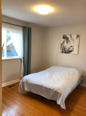 Rent this 1 bed room on 4 Linville Road in Toronto, ON M1G 2L6