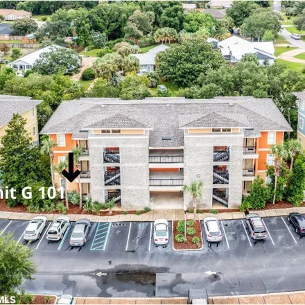 Buy this 3 bed townhouse on Enclave at Oak Hill in 1430 Regency Road, Gulf Shores