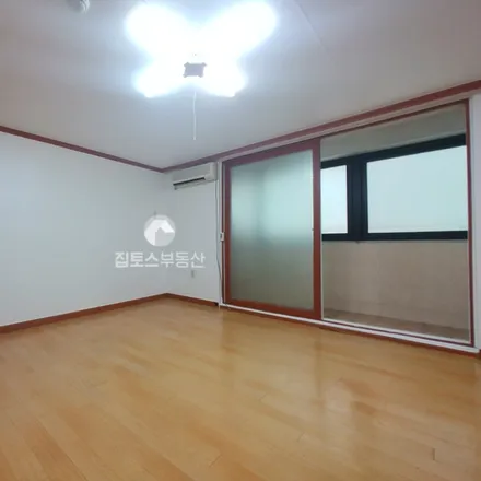 Image 2 - 서울특별시 서초구 반포동 718-1 - Apartment for rent