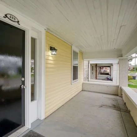 Image 2 - 408 South 41st Street, Shawneeland, Louisville, KY 40212, USA - House for sale