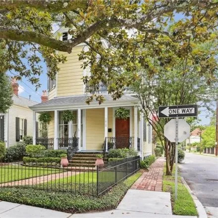 Image 3 - 1424 Valmont Street, New Orleans, LA 70115, USA - House for sale
