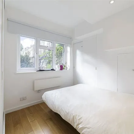 Image 2 - 19 St. Peter's Street, Angel, London, N1 8UD, United Kingdom - Apartment for rent