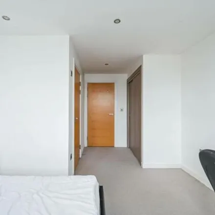 Image 9 - Webb House, 3 Trevithick Way, Bromley-by-Bow, London, E3 3GB, United Kingdom - Apartment for sale