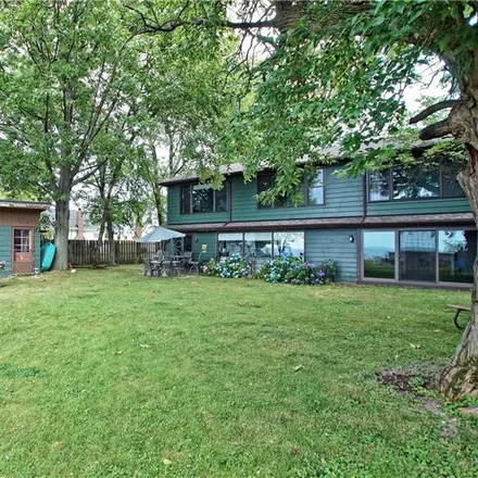 Image 3 - 32311 Lakeshore Boulevard, Lakeline, Willowick, OH 44095, USA - House for sale