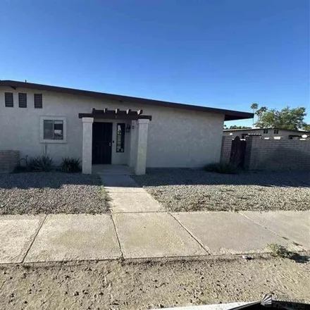 Image 1 - 1441 East Laguna Place, Yuma, AZ 85365, USA - House for rent