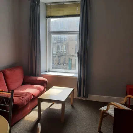 Rent this 1 bed apartment on Prince Edward Street in Glasgow, G42 8LU