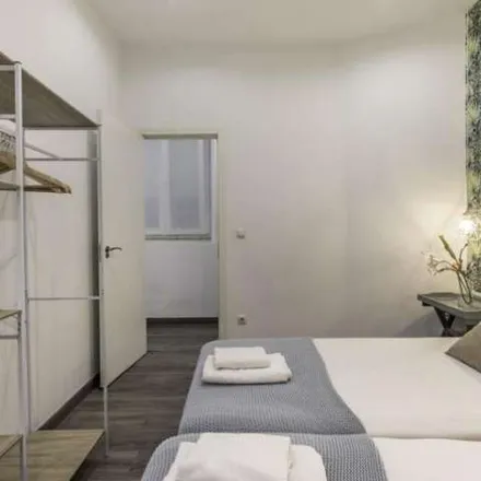 Rent this 3 bed apartment on Loruri zeharkalea / Travesía Ciudad Jardín in 2, 48007 Bilbao