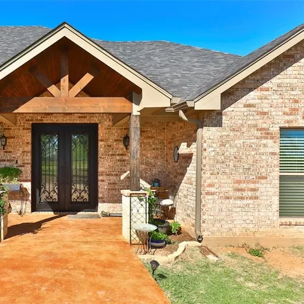 Buy this 3 bed house on 1806 Key Lane in Taylor County, TX 79602