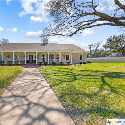 Buy this 4 bed house on 747 West Thompson Avenue in Temple, TX 76501