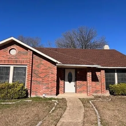 Rent this 3 bed house on 9467 Grant Drive in Rowlett, TX 75088