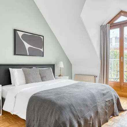 Rent this 3 bed apartment on Margaretenstraße 88-90 in 1050 Vienna, Austria