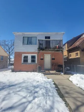 Buy this studio house on 5550 North 42nd Street in Milwaukee, WI 53209