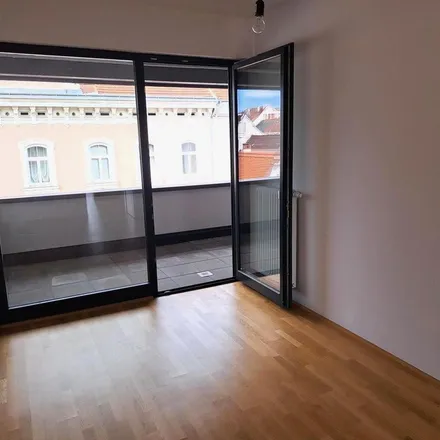 Rent this 3 bed apartment on Volksbank in Hauptplatz 4, 8700 Leoben
