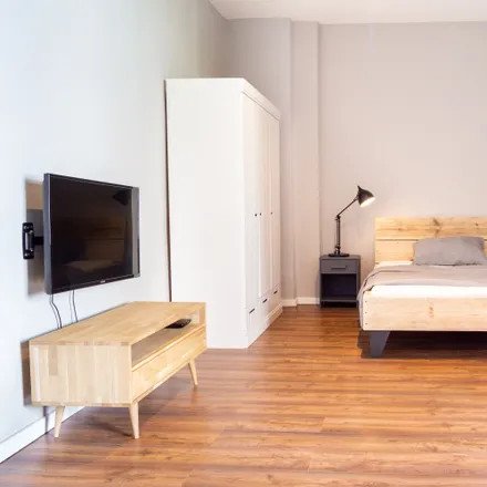 Rent this 1 bed apartment on Grünberger Straße 84 in 10245 Berlin, Germany