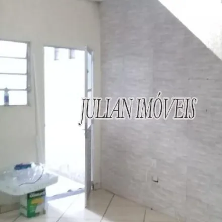 Buy this 2 bed house on Rua José do Patrocínio in Calmon Viana, Poá - SP