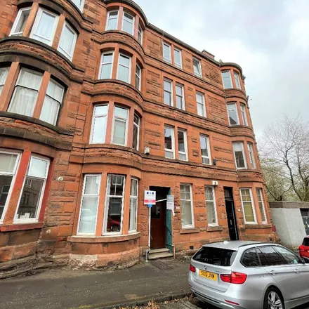 Rent this 1 bed apartment on Laurel Place in Thornwood, Glasgow