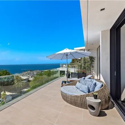 Image 7 - 515 Dunnegan Drive, Laguna Beach, CA 92651, USA - House for sale