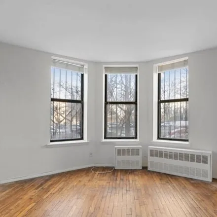 Image 5 - 213 Eastern Parkway, New York, NY 11238, USA - Apartment for sale