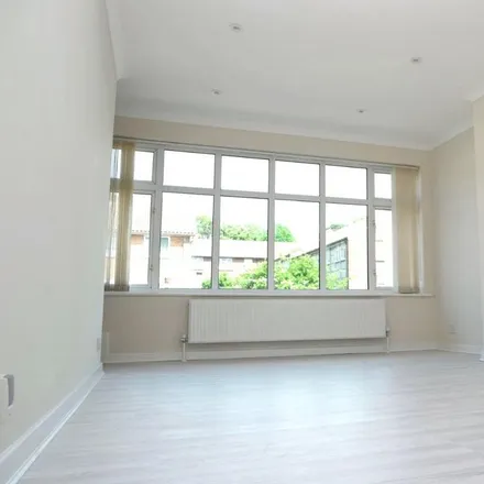 Rent this 2 bed apartment on Bexley Lane in London, DA1 4HH