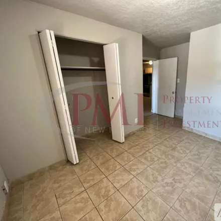 Image 6 - 450 W Picacho Ave, Unit #1.5 - Apartment for rent