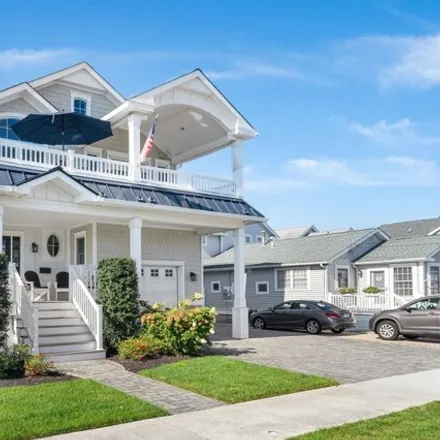 Buy this 6 bed house on 129 West 19th Street in Avalon, Cape May County