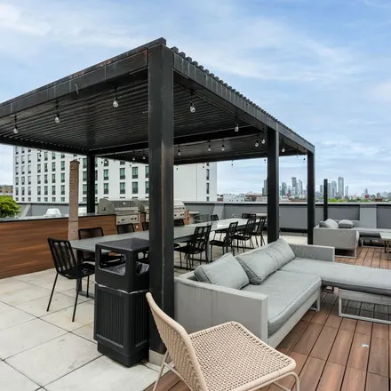 Image 7 - 26-35 3rd Street, New York, NY 11102, USA - Apartment for rent
