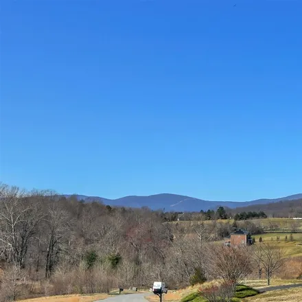 Buy this studio house on 500 Ragged Mountain Drive in Albemarle County, VA 22903