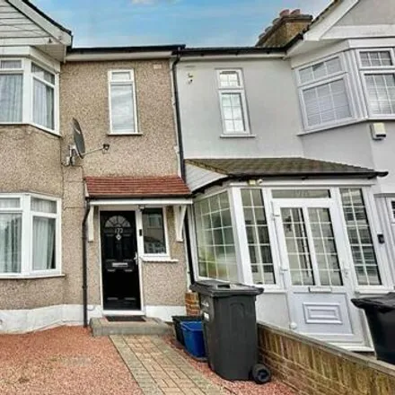 Buy this 3 bed townhouse on Trelawney Road in London, IG6 2NJ