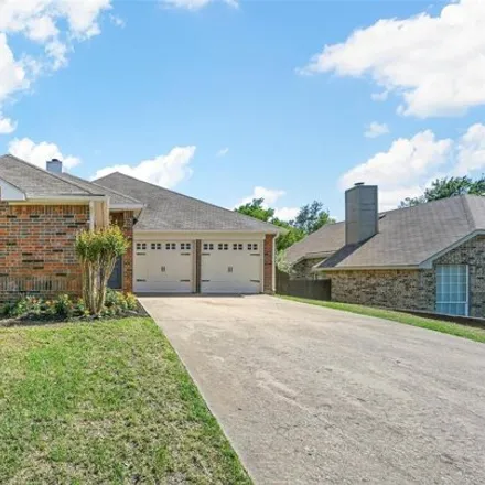 Buy this 3 bed house on 1131 Calvert Drive in Cedar Hill, TX 75104