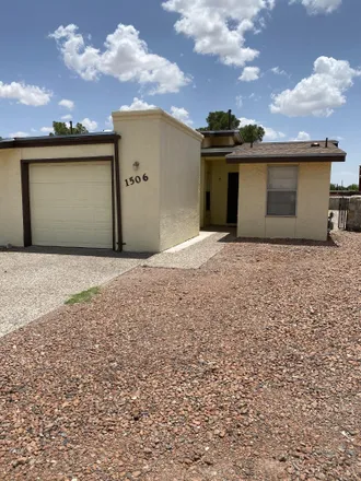 Image 1 - 1506 Monte Sanders Lane, El Paso, TX 79935, USA - House for rent