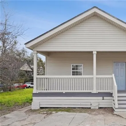 Buy this 3 bed house on 2017 Port Street in New Orleans, LA 70117