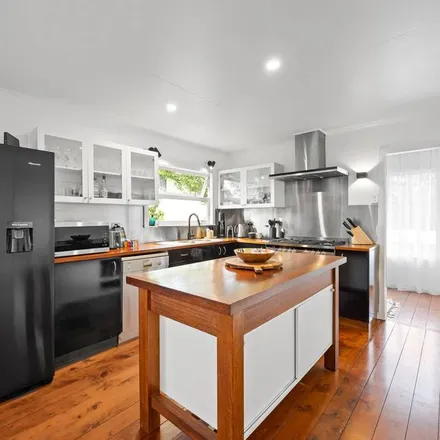 Rent this 2 bed apartment on Tewantin QLD 4565