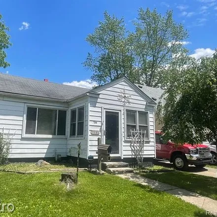 Buy this 3 bed house on 7286 Lamphere in Detroit, MI 48239