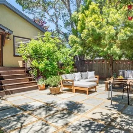 Buy this 3 bed house on 458 Ash Street in Marin County, CA 94941