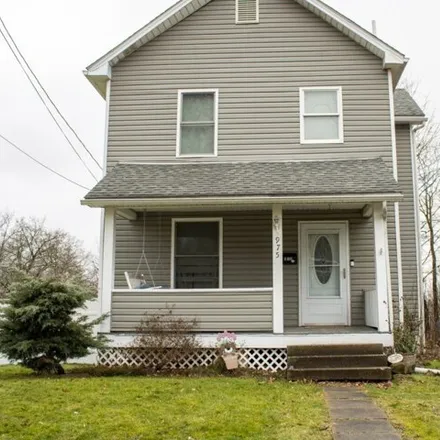Buy this 3 bed house on 999 South Lundy Avenue in Salem, OH 44460