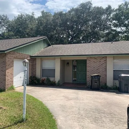 Rent this 3 bed house on 620 Bogie Lane in Polk County, FL 34759