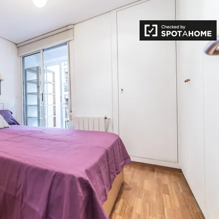 Rent this 6 bed room on Carrer de Sant Joan Bosco in 46, 46019 Valencia