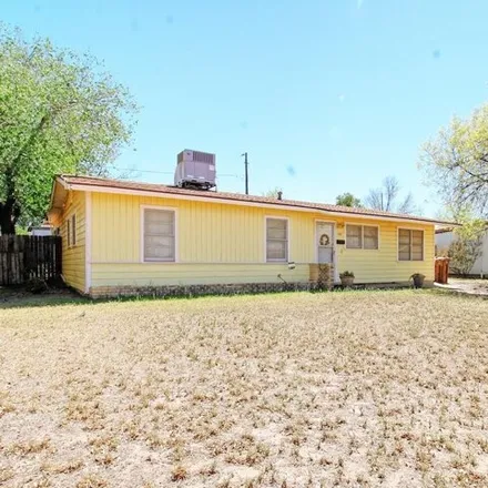 Buy this 3 bed house on 1514 East 5th Street in Big Spring, TX 79720