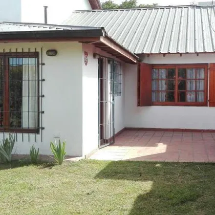 Buy this studio house on Avenida 26 in Centro - Zona 4, B7607 GAQ Miramar