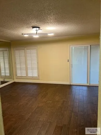 Image 6 - 2892 Central Boulevard, Brownsville, TX 78520, USA - Condo for sale