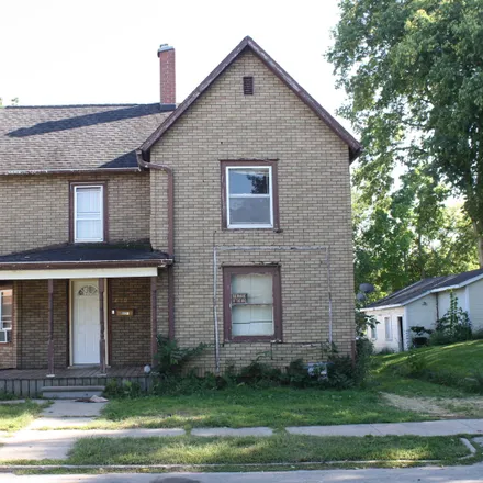 Buy this 4 bed house on 820 West 4th Street in Dixon, IL 61021