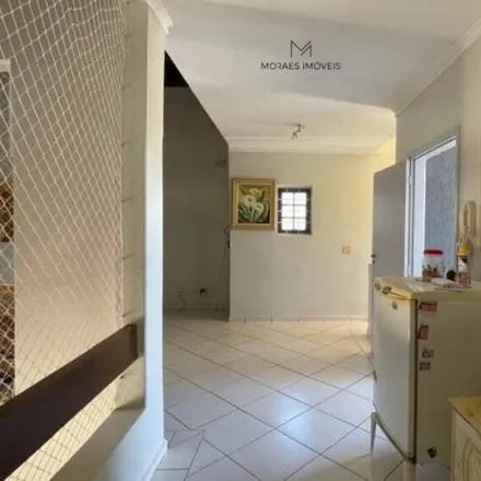 Rent this 4 bed house on Rua Itapurã in Saudade, Araçatuba - SP
