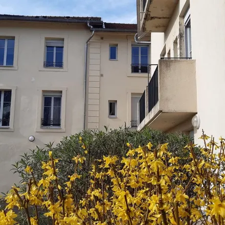 Image 5 - 19 Rue Marcel Donjon, 70300 Luxeuil-les-Bains, France - Apartment for rent