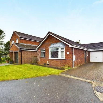 Buy this 3 bed house on Oaklands in Hutton Cranswick, YO25 9RN