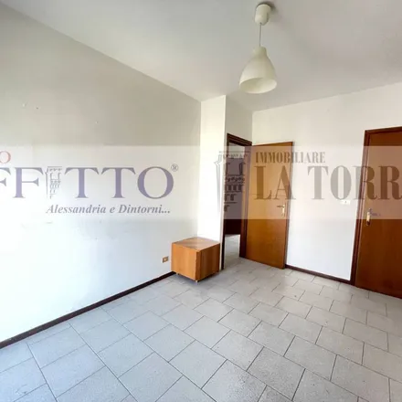 Image 8 - Via Giovanni Scazzola, 15121 Alessandria AL, Italy - Apartment for rent
