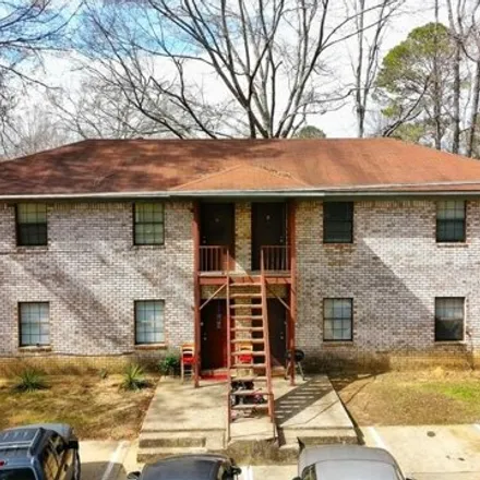 Buy this 8 bed house on 594 11th Street in McComb, MS 39648