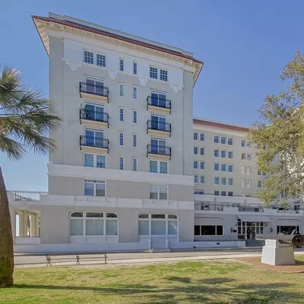 Buy this 1 bed condo on The Fort Sumter House in 1 King Street, Charleston