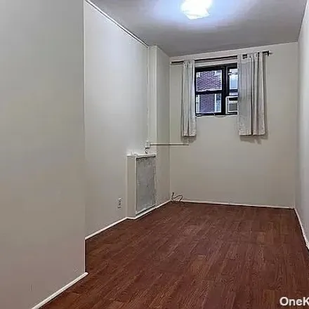 Image 3 - 38-38 29 St, New York, 11101 - Apartment for rent
